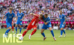 02.05.2026, Fussball Bundesliga 2025/2026, 32.Spieltag, FC Bayern München - 1.FC Heidenheim, in der Allianz-Arena München, v.li: Harry Kane (FC Bayern München) gegen Jonas Föhrenbach (1. FC Heidenheim 1846) 