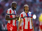 02.05.2026, Fussball Bundesliga 2025/2026, 32.Spieltag, FC Bayern München - 1.FC Heidenheim, in der Allianz-Arena München, Dayot Upamecano (FC Bayern München) beim Aufwärmen gut gelaunt 
