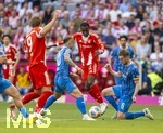 02.05.2026, Fussball Bundesliga 2025/2026, 32.Spieltag, FC Bayern München - 1.FC Heidenheim, in der Allianz-Arena München, v.li: Niklas Dorsch (1. FC Heidenheim 1846), Nicolas Jackson (FC Bayern München), Patrick Mainka (1.FC Heidenheim) 
