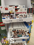 04.05.2026, Fussball Deutsche Nationalmannschaft und WM 2026 in den USA,  RAVENSBURGER Puzzle bietet in Lizenz des DFB Memory, 3D-Puzzle und 300- und 1000-Teile Puzzle an. Auf den Produkten zu sehen: Joshua Kimmich (Deutschland), David Raum (Deutschland), Josha Vagnoman (Deutschland), Jonathan Tah (Deutschland), Nathaniel Brown (Deutschland), Nick Woltemade (Deutschland), Leon Goretzka (Deutschland), Florian Wirtz (Deutschland), Malick Thiaw (Deutschland), Deniz Undav (Deutschland), Antonio Rüdiger (Deutschland), Chris Führich (Deutschland), Leroy Sane (Deutschland), 