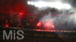 06.05.2026, Fussball UEFA Championsleague 2025/2026: Halbfinale Rückpiel,  FC Bayern München - Paris St. Germain, in der Allianz-Arena München, Die Pariser Fans zünden Raketen an
  

