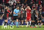 06.05.2026, Fussball UEFA Championsleague 2025/2026: Halbfinale Rückpiel,  FC Bayern München - Paris St. Germain, in der Allianz-Arena München, Harry Kane (FC Bayern München) fasst sich an den Kopf
  

