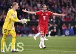 06.05.2026, Fussball UEFA Championsleague 2025/2026: Halbfinale Rückpiel,  FC Bayern München - Paris St. Germain, in der Allianz-Arena München, v.l. Torwart Matvey Safonov (FC Paris Saint-Germain) und Harry Kane (FC Bayern München) 
  

