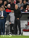 06.05.2026, Fussball UEFA Championsleague 2025/2026: Halbfinale Rückpiel,  FC Bayern München - Paris St. Germain, in der Allianz-Arena München, Trainer Luis Enrique (FC Paris Saint-Germain) gestikuliert.
  

