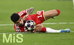 06.05.2026, Fussball UEFA Championsleague 2025/2026: Halbfinale Rückpiel,  FC Bayern München - Paris St. Germain, in der Allianz-Arena München, Luis Diaz (FC Bayern München) am Boden.
  

