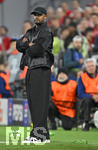 06.05.2026, Fussball UEFA Championsleague 2025/2026: Halbfinale Rückpiel,  FC Bayern München - Paris St. Germain, in der Allianz-Arena München, Trainer Vincent Kompany (FC Bayern München) nachdenklich.
  

