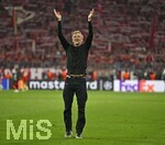06.05.2026, Fussball UEFA Championsleague 2025/2026: Halbfinale Rückpiel,  FC Bayern München - Paris St. Germain, in der Allianz-Arena München, Trainer Luis Enrique (FC Paris Saint-Germain) wird von den Fans gefeiert,
  

