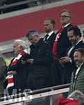 06.05.2026, Fussball UEFA Championsleague 2025/2026: Halbfinale Rückpiel,  FC Bayern München - Paris St. Germain, in der Allianz-Arena München, Präsident Herbert Hainer (FC Bayern) ist nach dem Spiel nachdenklich am Handy
  

