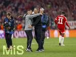 06.05.2026, Fussball UEFA Championsleague 2025/2026: Halbfinale Rückpiel,  FC Bayern München - Paris St. Germain, in der Allianz-Arena München, Jubei bei Trainer Luis Enrique (FC Paris Saint-Germain) nach dem Sieg.l