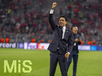 06.05.2026, Fussball UEFA Championsleague 2025/2026: Halbfinale Rückpiel,  FC Bayern München - Paris St. Germain, in der Allianz-Arena München, PSG-Eigner und Vorstandsvorsitzender Nasser Ghanim Al-Khelaifi (PSG) bedankt sich nach dem Spiel überglücklich bei den jubelnden Pariser Fans.