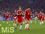 06.05.2026, Fussball UEFA Championsleague 2025/2026: Halbfinale Rückpiel,  FC Bayern München - Paris St. Germain, in der Allianz-Arena München, Frust bei den Bayernspielern nach dem Ausscheiden im Halbfinale, v.li: Joshua Kimmich (FC Bayern München), Min-jae Kim (Bayern München, Minjae Kim) 