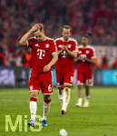 06.05.2026, Fussball UEFA Championsleague 2025/2026: Halbfinale Rückpiel,  FC Bayern München - Paris St. Germain, in der Allianz-Arena München, Enttäuschter Abgang der Bayern, Joshua Kimmich (FC Bayern München), Harry Kane (FC Bayern München), 