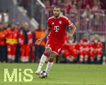 06.05.2026, Fussball UEFA Championsleague 2025/2026: Halbfinale Rückpiel,  FC Bayern München - Paris St. Germain, in der Allianz-Arena München, Jonathan Tah (FC Bayern München) am Ball 