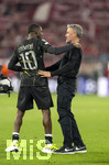 06.05.2026, Fussball UEFA Championsleague 2025/2026: Halbfinale Rückpiel,  FC Bayern München - Paris St. Germain, in der Allianz-Arena München, Trainer Luis Enrique (FC Paris Saint-Germain) Schlussjubel auf dem Platz mit Ousmane Dembele (FC Paris Saint-Germain) 