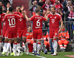 16.05.2026, Fussball Bundesliga 2025/2026, 34.Spieltag, FC Bayern München - 1.FC Köln, in der Allianz-Arena München,   v.l. Jamal Musiala (Bayern München), Jonathan Tah (FC Bayern München), Joshua Kimmich (FC Bayern München) und Harry Kane (FC Bayern München) jubeln,



