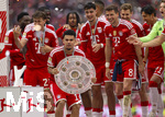 16.05.2026, Fussball Bundesliga 2025/2026, 34.Spieltag, FC Bayern München - 1.FC Köln, in der Allianz-Arena München, Nach dem Spiel die Siegerehrung für den Deutschen Meister Bayern München, Luis Diaz (FC Bayern München) mit der Meisterschale, Leon Goretzka (FC Bayern München), Josip Stanisic (Bayern München), Aleksandar Pavlovic (Bayern München) , Hiroki Ito (FC Bayern München), 