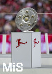 16.05.2026, Fussball Bundesliga 2025/2026, 34.Spieltag, FC Bayern München - 1.FC Köln, in der Allianz-Arena München, Nach dem Spiel die Siegerehrung für den Deutschen Meister Bayern München, die Schale steht schon auf der Stele Bereit.