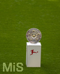 16.05.2026, Fussball Bundesliga 2025/2026, 34.Spieltag, FC Bayern München - 1.FC Köln, in der Allianz-Arena München, Die Meisterschale liegt auf der Stele bereit.