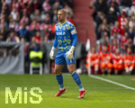 16.05.2026, Fussball Bundesliga 2025/2026, 34.Spieltag, FC Bayern München - 1.FC Köln, in der Allianz-Arena München, Torwart Marvin Schwäbe (Köln) 