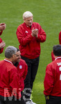 16.05.2026, Fussball Bundesliga 2025/2026, 34.Spieltag, FC Bayern München - 1.FC Köln, in der Allianz-Arena München, Vor dem Spiel, Ex-Spieler der Championsleague-Siegermannschaft von 2001, Oliver Kahn 