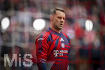 16.05.2026, Fussball Bundesliga 2025/2026, 34.Spieltag, FC Bayern München - 1.FC Köln, in der Allianz-Arena München, Harry Kane (FC Bayern München) beim Aufwärmen nachdenklich 