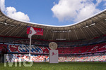 16.05.2026, Fussball Bundesliga 2025/2026, 34.Spieltag, FC Bayern München - 1.FC Köln, in der Allianz-Arena München, Die Meisterschale liegt auf der Stele bereit.