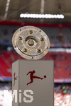 16.05.2026, Fussball Bundesliga 2025/2026, 34.Spieltag, FC Bayern München - 1.FC Köln, in der Allianz-Arena München, Die Meisterschale auf der Stele.