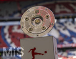 16.05.2026, Fussball Bundesliga 2025/2026, 34.Spieltag, FC Bayern München - 1.FC Köln, in der Allianz-Arena München, Die Meisterschale liegt auf der Stele bereit.