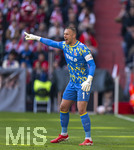 16.05.2026, Fussball Bundesliga 2025/2026, 34.Spieltag, FC Bayern München - 1.FC Köln, in der Allianz-Arena München, Torwart Marvin Schwäbe (Köln) 