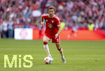 16.05.2026, Fussball Bundesliga 2025/2026, 34.Spieltag, FC Bayern München - 1.FC Köln, in der Allianz-Arena München, Leon Goretzka (FC Bayern München) am Ball 