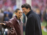 16.05.2026, Fussball Bundesliga 2025/2026, 34.Spieltag, FC Bayern München - 1.FC Köln, in der Allianz-Arena München, von links:  TV-Moderatorin Laura Wontorra im Gespräch mit TV-Experte Michael Ballack.