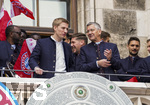 17.05.2026, Fussball Bundesliga 2025/2026, Meisterfeier des FC Bayern München auf dem Rathausbalkon in München.  Oberbürgermeister Dominik Krause, Präsident Herbert Hainer (FC Bayern),  