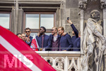 17.05.2026, Fussball Bundesliga 2025/2026, Meisterfeier des FC Bayern München auf dem Rathausbalkon in München. v.li: Leon Goretzka (FC Bayern München), Alphonso Davies (FC Bayern München), Konrad Laimer (FC Bayern München), Harry Kane (FC Bayern München) Min-jae Kim (Bayern München, Minjae Kim)  