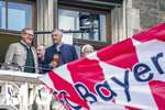 17.05.2026, Fussball Bundesliga 2025/2026, Meisterfeier des FC Bayern München auf dem Rathausbalkon in München. v.li: Vorstandsvorsitzender Jan-Christian Dreesen (FC Bayern München), Präsident Herbert Hainer (FC Bayern) 