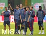 23.05.2026, Fussball DFB-Pokal 2025/2026, Finale, FC Bayern München - VfB Stuttgart, im Olympiastadion Berlin. v.l. Joshua Kimmich (FC Bayern München), Aleksandar Pavlovic (FC Bayern München), Torwart Manuel Neuer (FC Bayern München) , x, Tom Bischof (Bayern München) und Alphonso Davies (FC Bayern München) 

