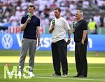 23.05.2026, Fussball DFB-Pokal 2025/2026, Finale, FC Bayern München - VfB Stuttgart, im Olympiastadion Berlin. Trainer Julian Nagelsmann (Deutschland) bei Interview v.l. Alexander Schlüter (Deutschland), Trainer Julian Nagelsmann (Deutschland) und TV Experte Bastian Schweinsteiger (Deutschland).

