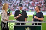 23.05.2026, Fussball DFB-Pokal 2025/2026, Finale, FC Bayern München - VfB Stuttgart, im Olympiastadion Berlin. v.l. Moderatorin Britta Hoffmann (Deutschland) , Trainer Sebastian Hoeneß (Stuttgart) und TV Experte Lothar Matthäus (Deutschland).

