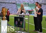 23.05.2026, Fussball DFB-Pokal 2025/2026, Finale, FC Bayern München - VfB Stuttgart, im Olympiastadion Berlin. v.l. Moderatorin Britta Hoffmann (Deutschland) , Trainer Julian Nagelsmann (Deutschland)  und TV Experte Lothar Matthäus (Deutschland).

