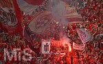 23.05.2026, Fussball DFB-Pokal 2025/2026, Finale, FC Bayern München - VfB Stuttgart, im Olympiastadion Berlin. Die Bayernfans feuern an

