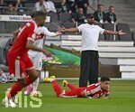 23.05.2026, Fussball DFB-Pokal 2025/2026, Finale, FC Bayern München - VfB Stuttgart, im Olympiastadion Berlin. Trainer Vincent Kompany (FC Bayern München) ist unzufrieden.

