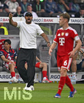 23.05.2026, Fussball DFB-Pokal 2025/2026, Finale, FC Bayern München - VfB Stuttgart, im Olympiastadion Berlin. Trainer Vincent Kompany (FC Bayern München) in Rage, Joshua Kimmich (FC Bayern München) 

