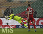 23.05.2026, Fussball DFB-Pokal 2025/2026, Finale, FC Bayern München - VfB Stuttgart, im Olympiastadion Berlin. v.l. Torwart Alexander Nübel (Stuttgart) gegen Josip Stanisic (Bayern München) 

