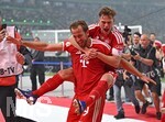 23.05.2026, Fussball DFB-Pokal 2025/2026, Finale, FC Bayern München - VfB Stuttgart, im Olympiastadion Berlin. v.l. Harry Kane (FC Bayern München) und Joshua Kimmich (FC Bayern München) jubeln

