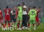 23.05.2026, Fussball DFB-Pokal 2025/2026, Finale, FC Bayern München - VfB Stuttgart, im Olympiastadion Berlin. v.l. Torwart Manuel Neuer (FC Bayern München) und Trainer Vincent Kompany (FC Bayern München) jubeln.

