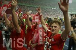 23.05.2026, Fussball DFB-Pokal 2025/2026, Finale, FC Bayern München - VfB Stuttgart, im Olympiastadion Berlin. Harry Kane (FC Bayern München)   jubelt mit Joshua Kimmich (FC Bayern München) 

