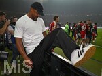 23.05.2026, Fussball DFB-Pokal 2025/2026, Finale, FC Bayern München - VfB Stuttgart, im Olympiastadion Berlin. Trainer Vincent Kompany (FC Bayern München) hüpft über die Bande

