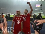 23.05.2026, Fussball DFB-Pokal 2025/2026, Finale, FC Bayern München - VfB Stuttgart, im Olympiastadion Berlin. v.l. Jamal Musiala (Bayern München) und Harry Kane (FC Bayern München) jubeln

