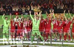 23.05.2026, Fussball DFB-Pokal 2025/2026, Finale, FC Bayern München - VfB Stuttgart, im Olympiastadion Berlin. Die Bayern Jubeln v.l. TRaphael Guerreiro (FC Bayern München), Lennart Karl (FC Bayern München), Tom Bischof (Bayern München), Aleksandar Pavlovic (FC Bayern München), Torwart Jonas Urbig (FC Bayern München), Torwart Manuel Neuer (FC Bayern München), Harry Kane (FC Bayern München), Josip Stanisic (Bayern München), Joshua Kimmich (FC Bayern München) und Konrad Laimer (FC Bayern München) 

