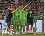 23.05.2026, Fussball DFB-Pokal 2025/2026, Finale, FC Bayern München - VfB Stuttgart, im Olympiastadion Berlin. v.l. x, Torwart Sven Ulreich (FC Bayern München), Torwart Manuel Neuer (FC Bayern München), Torwart Jonas Urbig (FC Bayern München) jubeln


