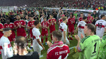 23.05.2026, Fussball DFB-Pokal 2025/2026, Finale, FC Bayern München - VfB Stuttgart, im Olympiastadion Berlin. Nach dem Spiel, Siegerehrung: die Verlierer Stuttgart gehen durchs Spalier der Sieger FC Bayern, re: Torwart Manuel Neuer (FC Bayern München) applaudiert den Stuttgartern